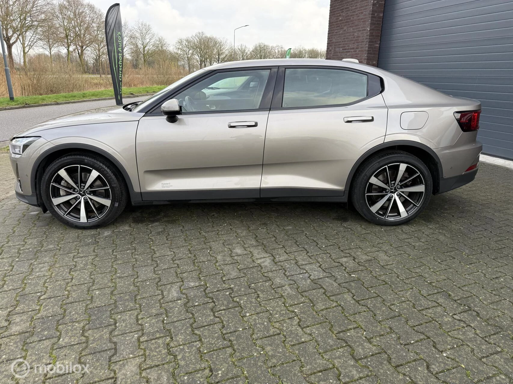 Hoofdafbeelding Polestar 2