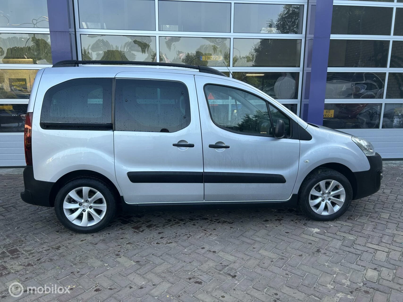 Hoofdafbeelding Peugeot Partner