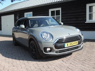 Hoofdafbeelding MINI Clubman MINI Clubman 1.5 ONE CHILI Serious Business