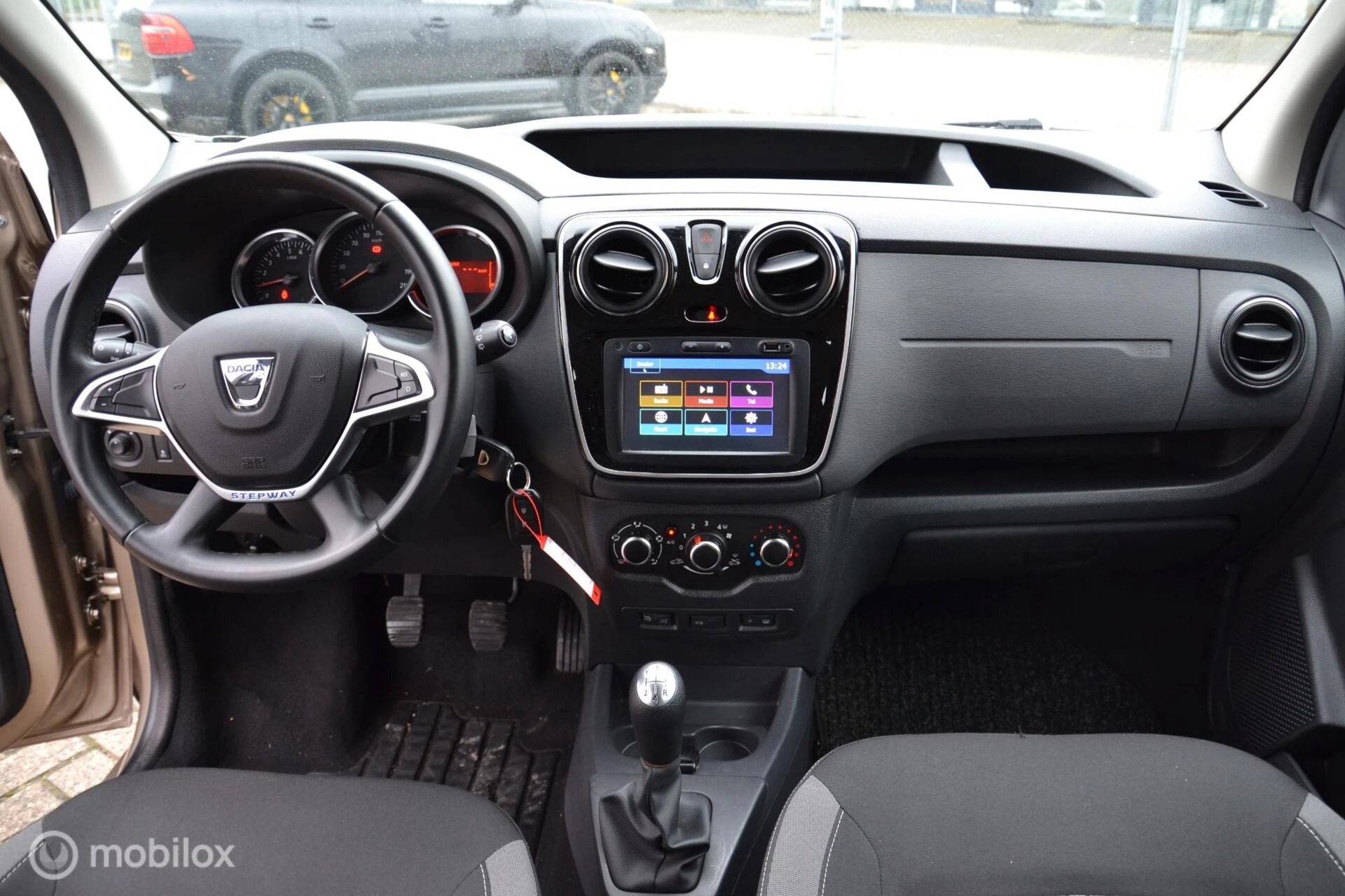 Hoofdafbeelding Dacia Dokker