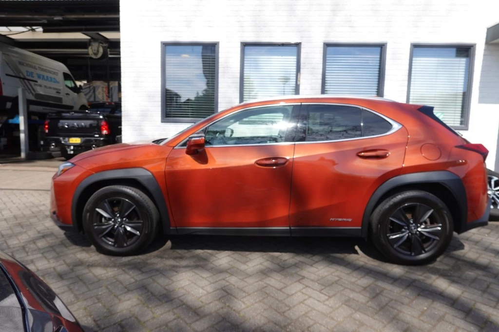 Hoofdafbeelding Lexus UX