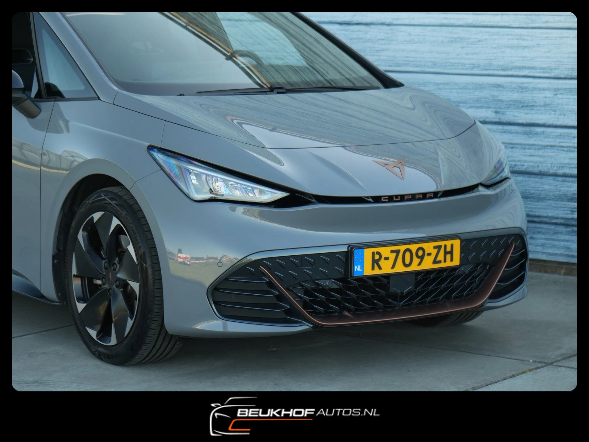 Hoofdafbeelding CUPRA Born