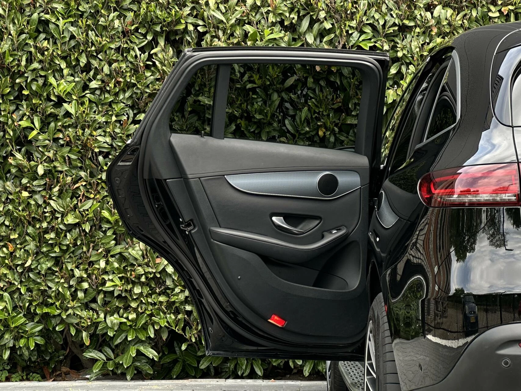 Hoofdafbeelding Mercedes-Benz EQC