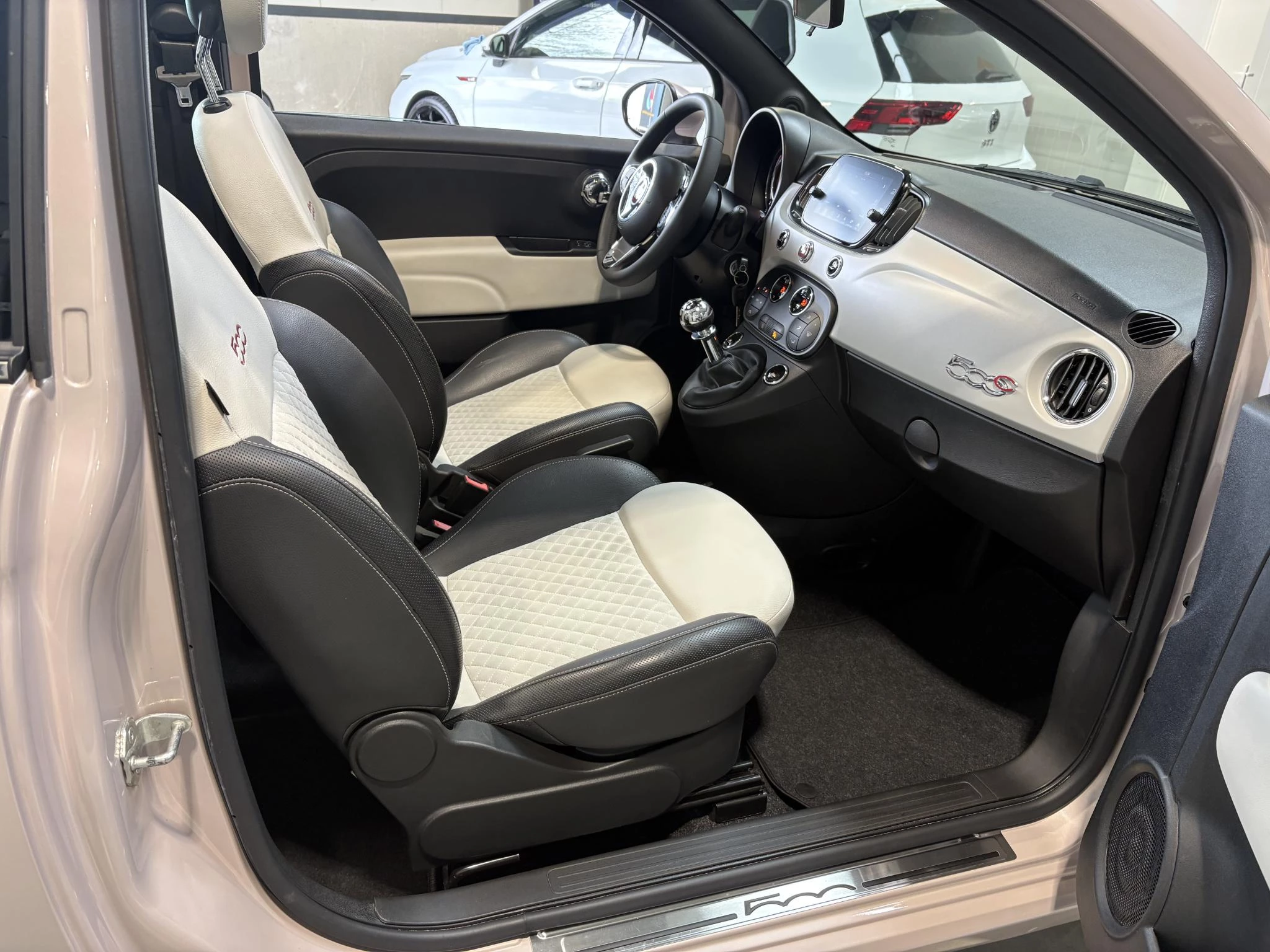 Hoofdafbeelding Fiat 500C