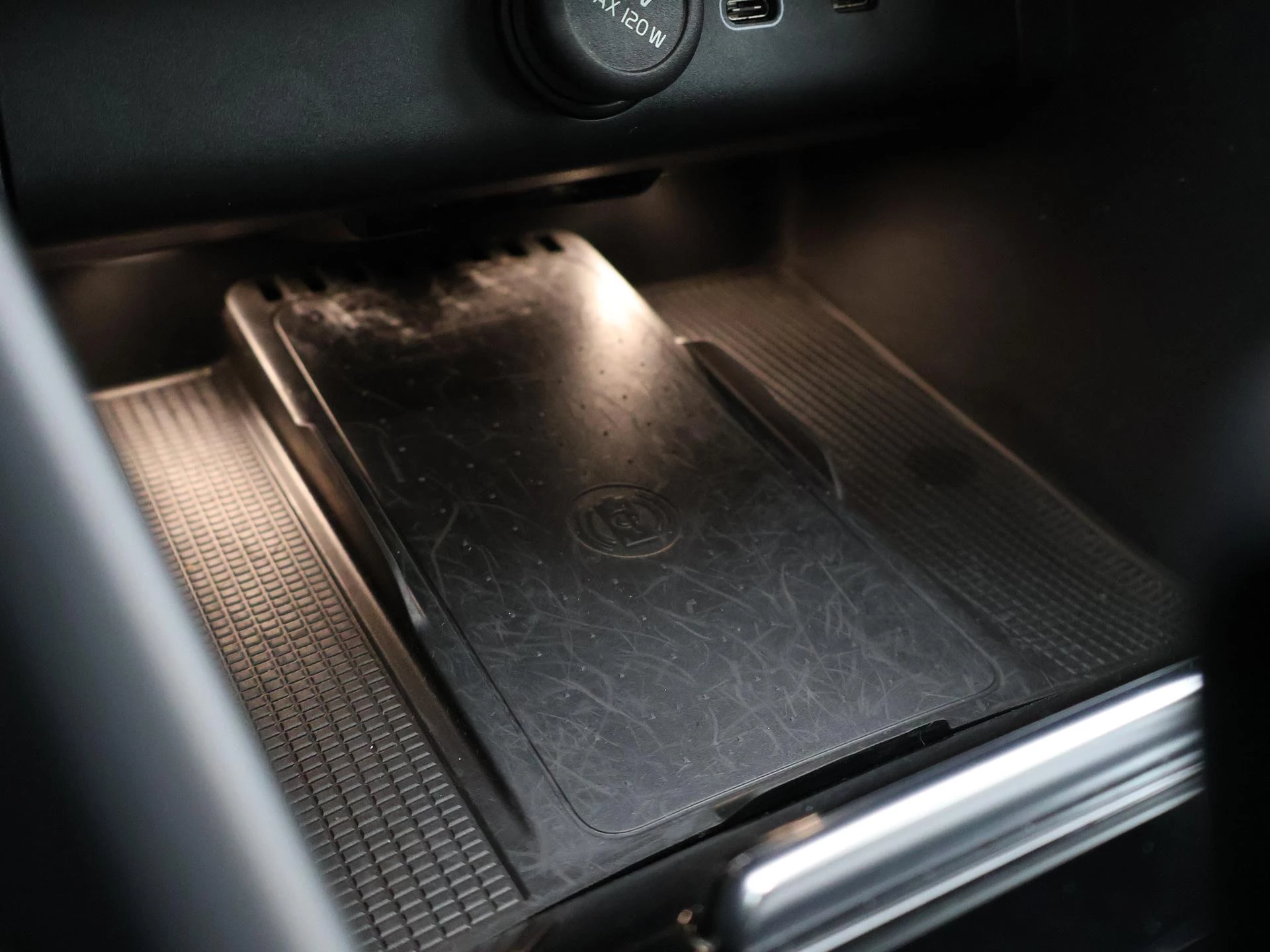 Hoofdafbeelding Volvo C40