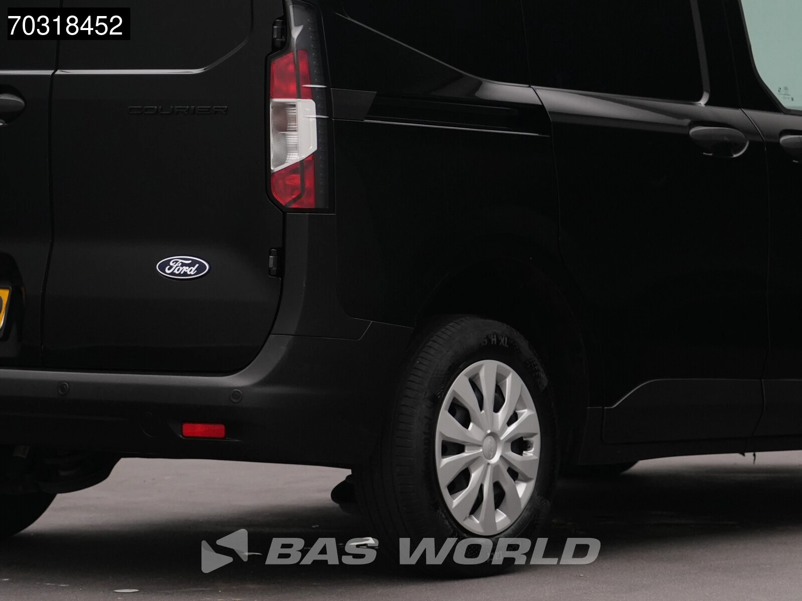 Hoofdafbeelding Ford Transit Courier