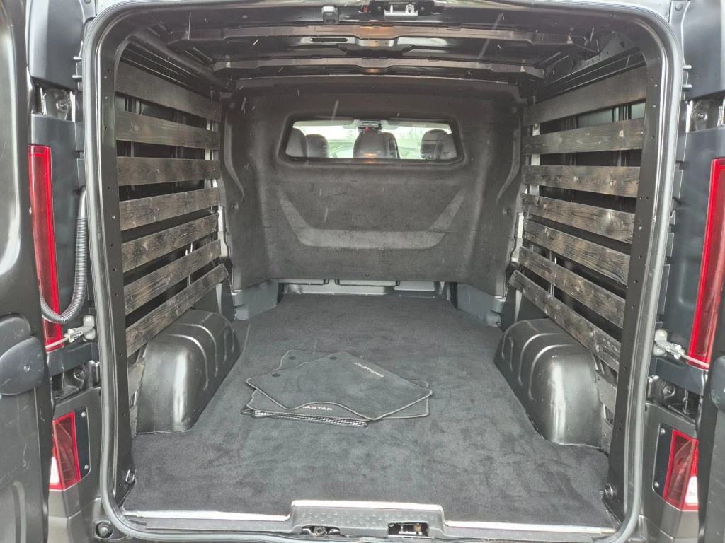 Hoofdafbeelding Nissan Primastar