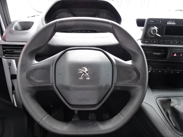 Hoofdafbeelding Peugeot Partner