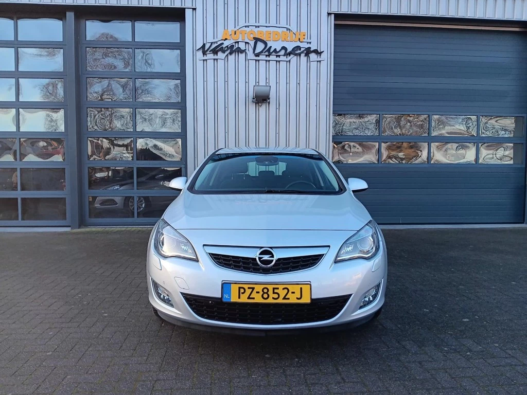 Hoofdafbeelding Opel Astra