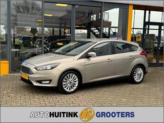 Ford Focus 1.0 EcoB. Titanium - stoel/stuurverwarm - camera - navi