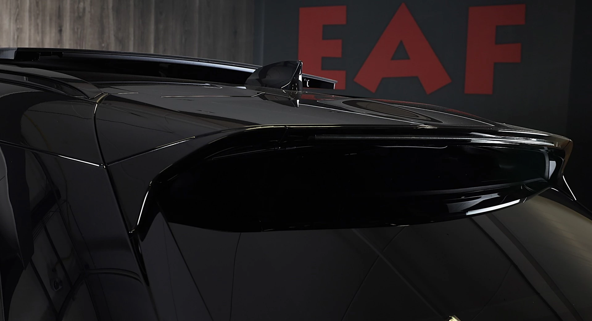 Hoofdafbeelding Land Rover Range Rover Velar