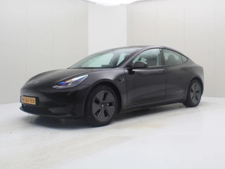 Hoofdafbeelding Tesla Model 3 Tesla Model 3 Standard RWD Plus FACELIFT 92% SoH [ LFP-ACCU+AUTOPILOT+60 kWh+PREMIUM AUDIO ]