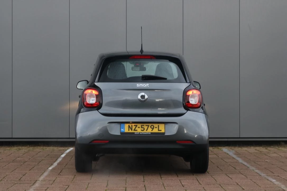 Hoofdafbeelding smart Forfour
