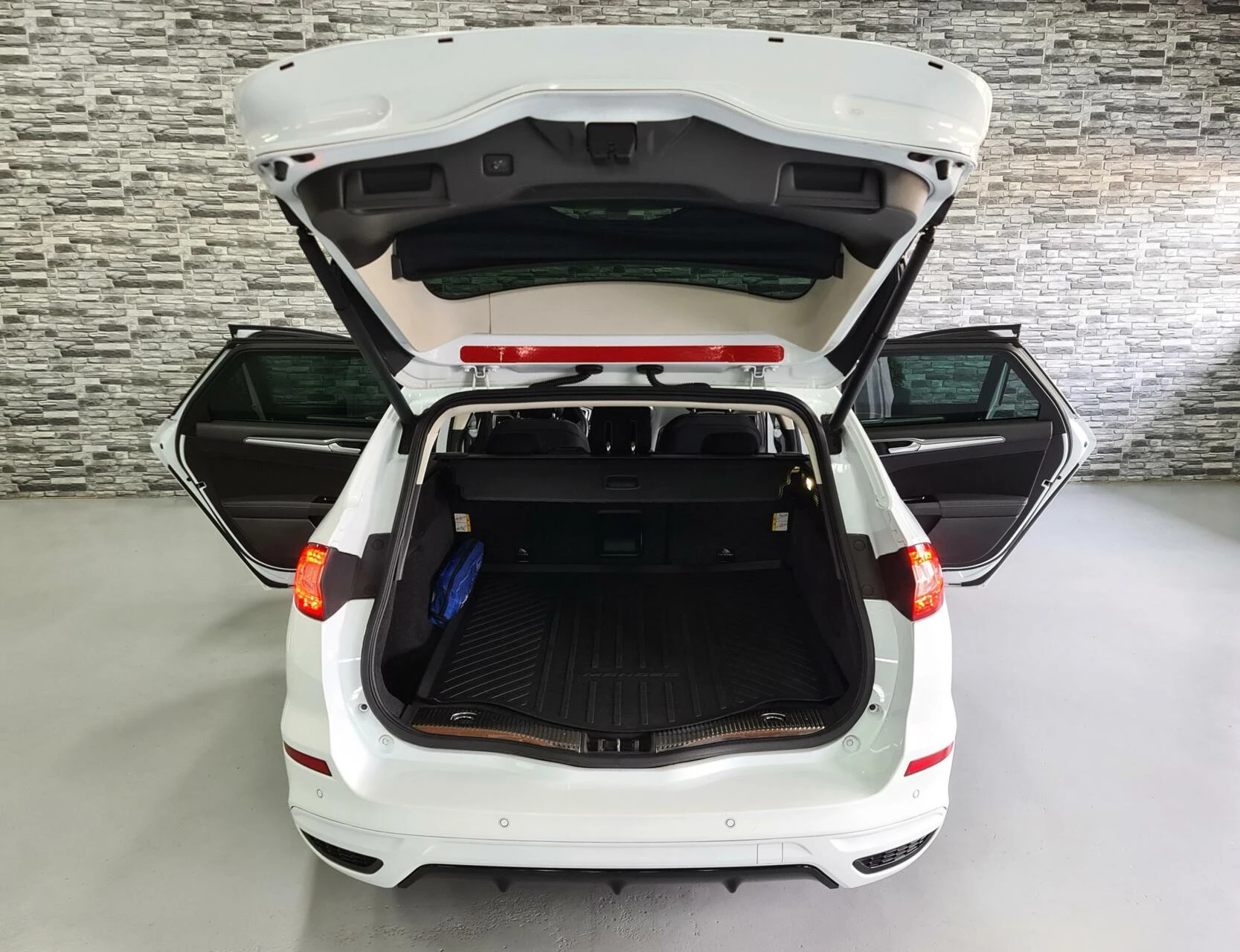 Hoofdafbeelding Ford Mondeo