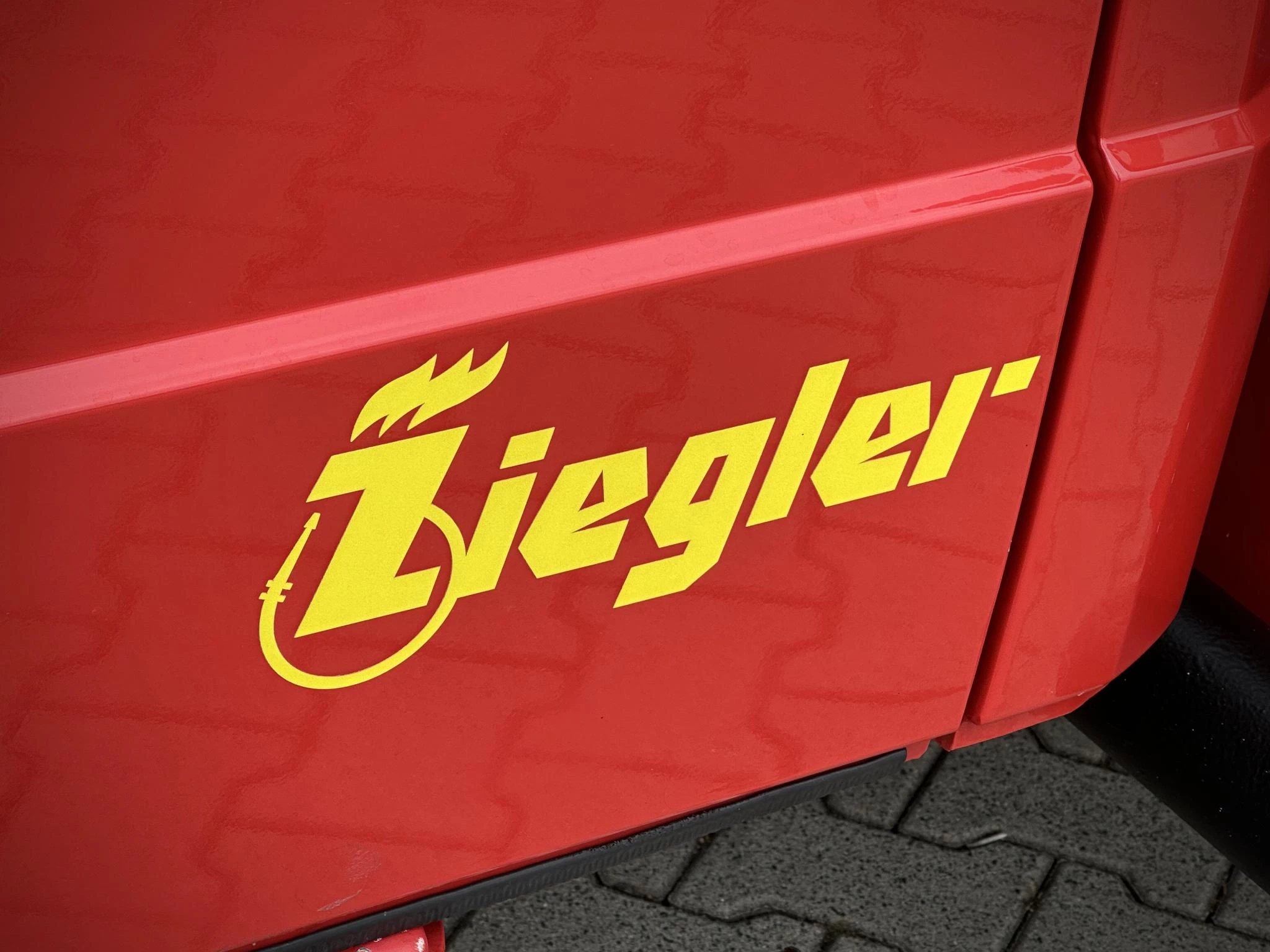Hoofdafbeelding Mercedes-Benz 818d Vario Brandweerwagen euro 5 Ziegler NIEUW 8800KM!!!