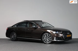 Hoofdafbeelding Audi S8 Audi S8 4.0 TFSI Quattro 571+PK BTW/ACHTERASBEST/KERAMISCH/B&O/SOFT/PANO/LEDER+MASSAGE/21" LMV/360 CAM/ACC/ECC/12 MND GARANTIE!