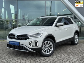 Volkswagen T-Roc 1.5 TSI Life Annieversay Model 150pk Automaat / Camera / Stoel-Stuur verwarming / IQ Light