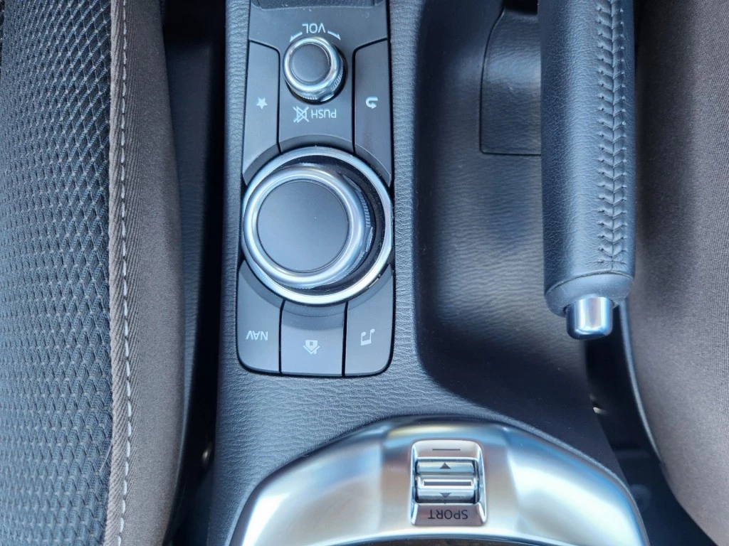 Hoofdafbeelding Mazda 2