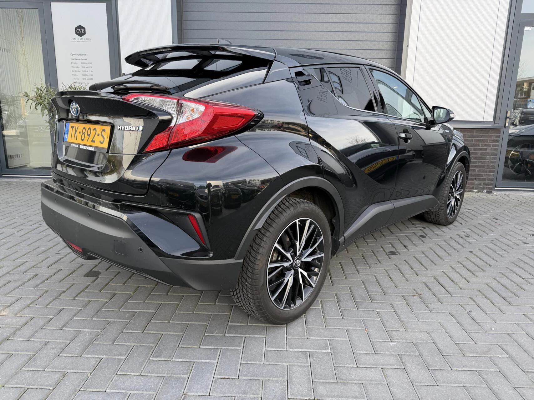 Hoofdafbeelding Toyota C-HR