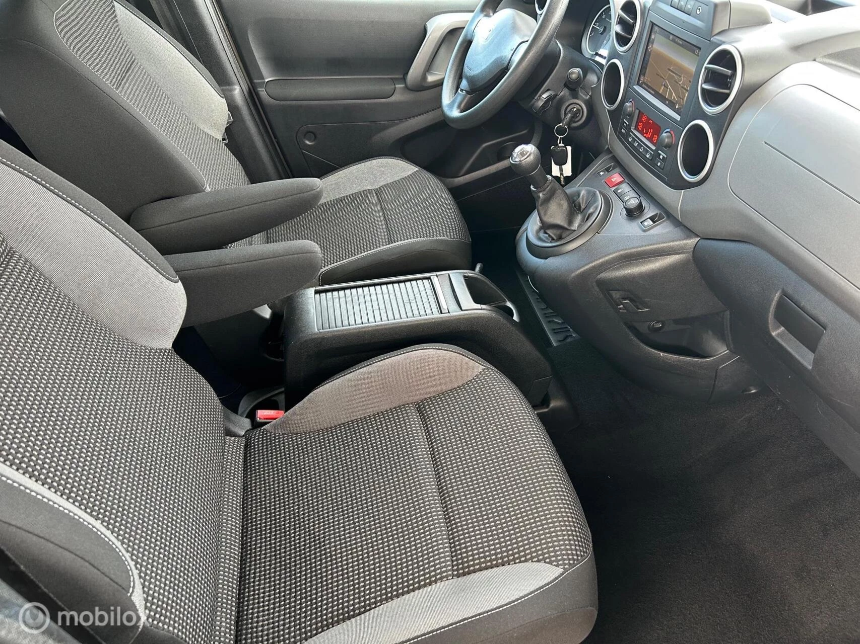 Hoofdafbeelding Peugeot Partner