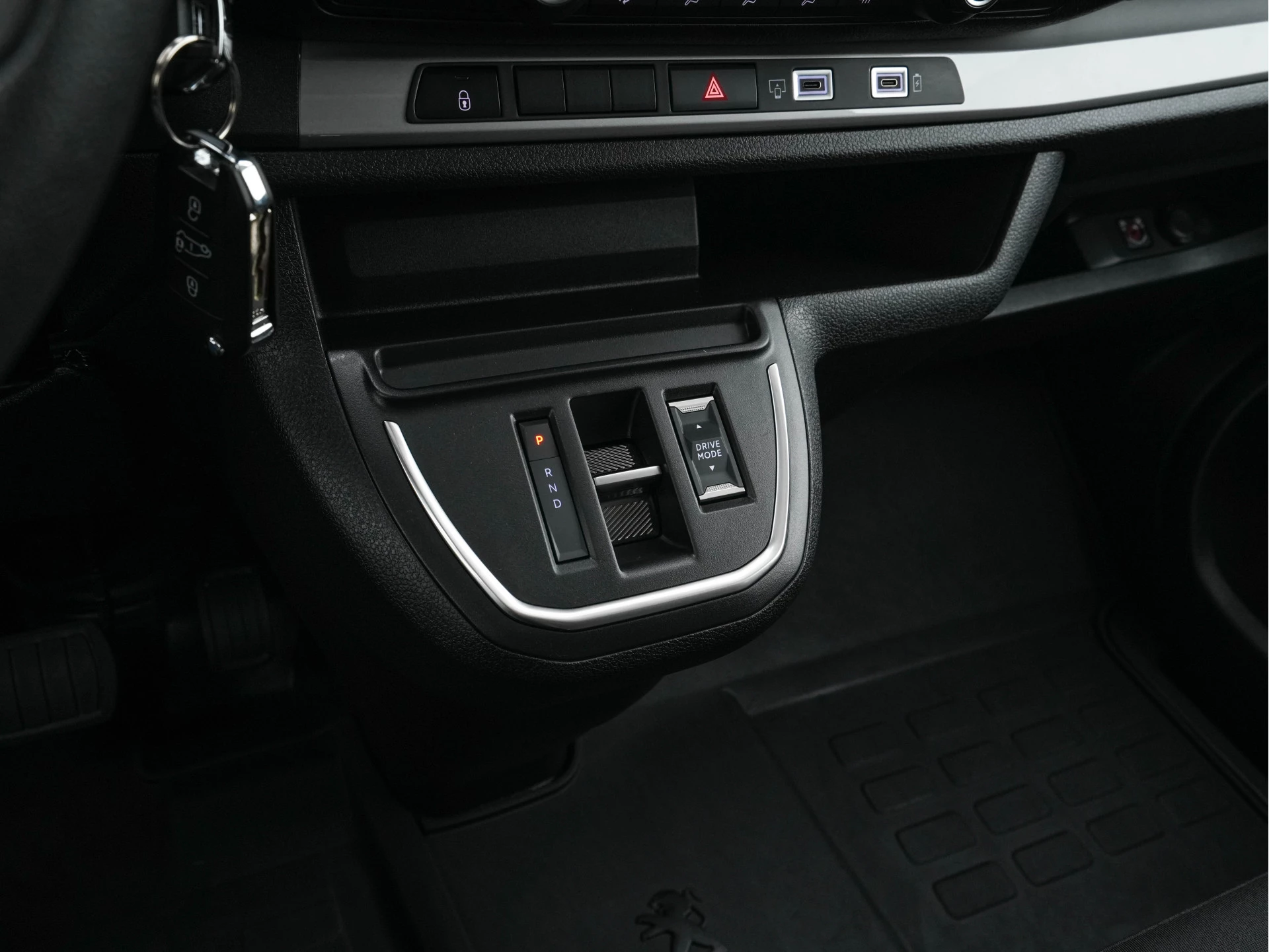 Hoofdafbeelding Peugeot e-Expert