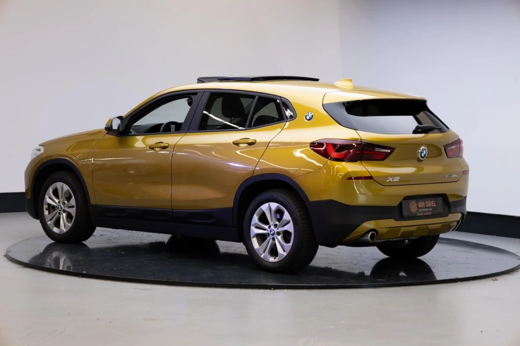 Hoofdafbeelding BMW X2