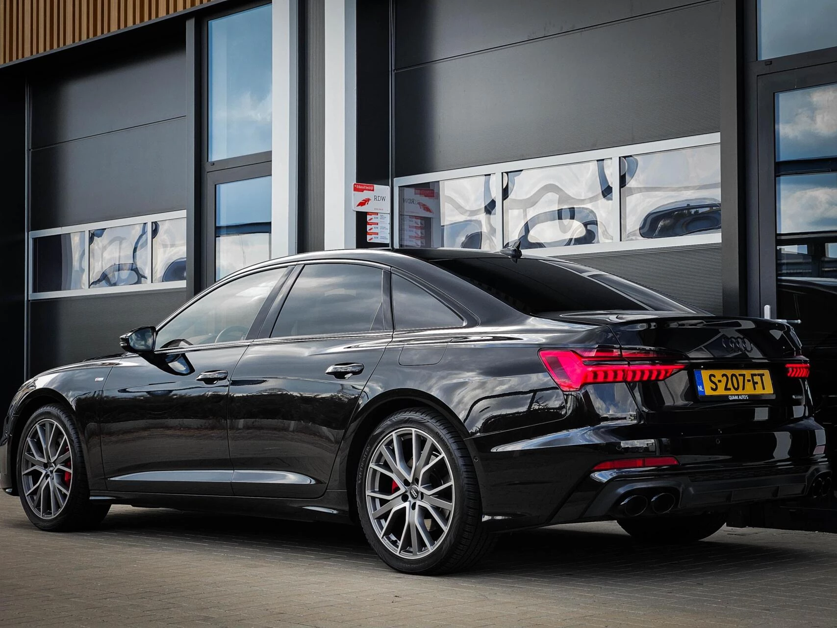 Hoofdafbeelding Audi A6