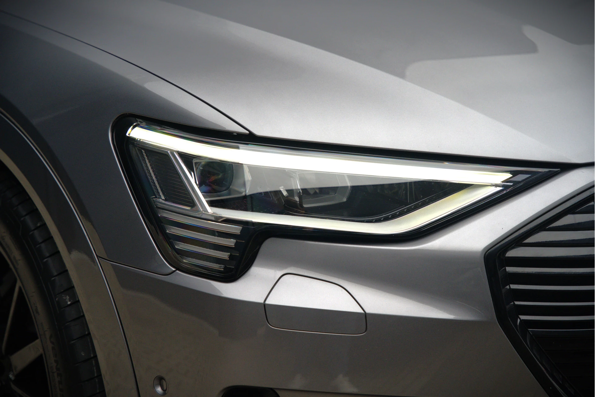 Hoofdafbeelding Audi e-tron