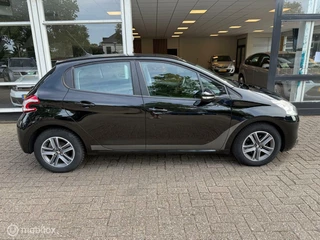 Hoofdafbeelding Peugeot 208 Peugeot 208 1.2 VTi Envy Eerste eigenaar CLIMA NAVI PDC
