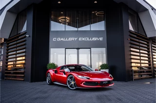 Ferrari 296 GTB 3.0 V6 - Rosso Imola | Origineel NL | Lift | Memory