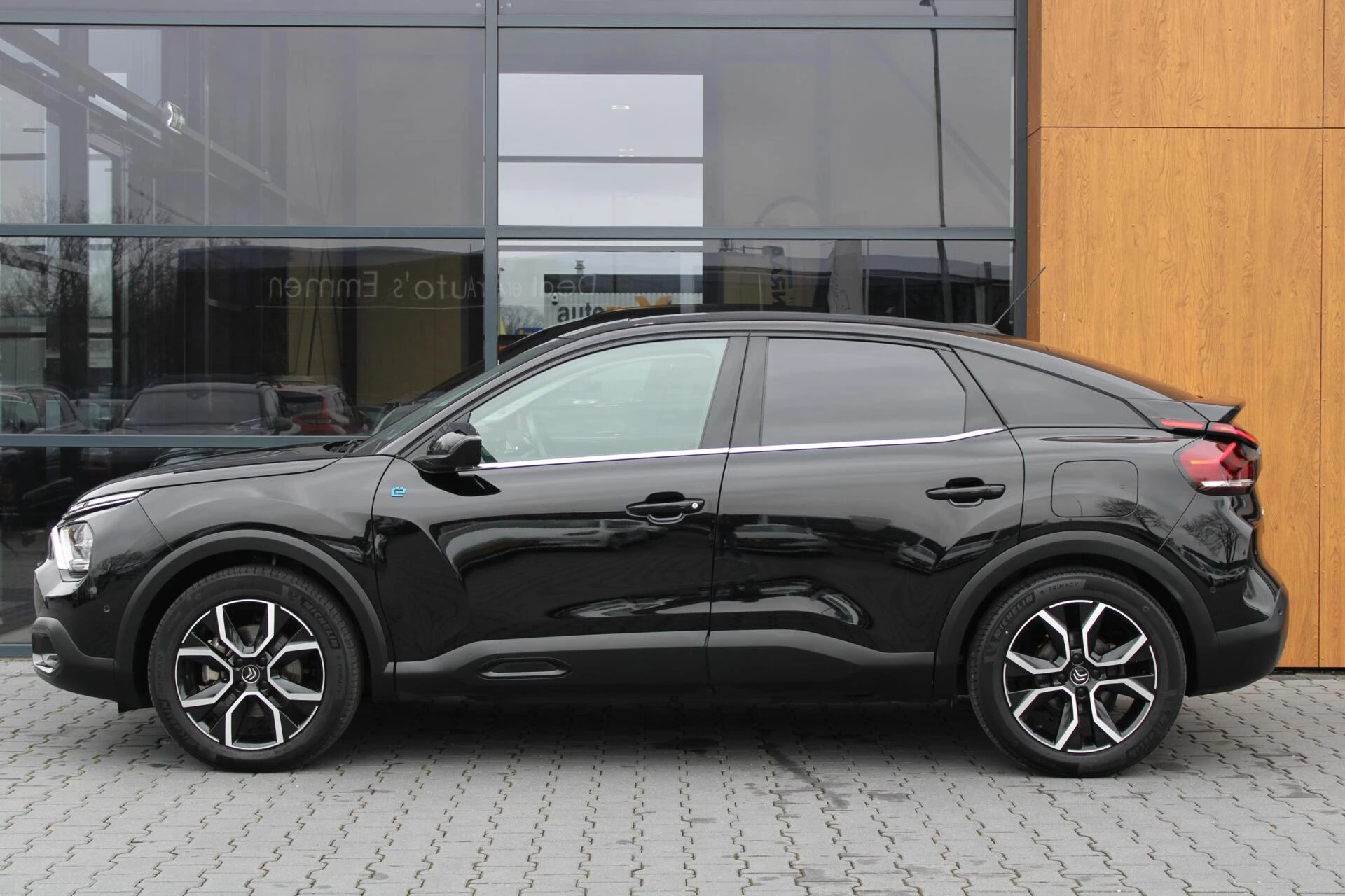 Hoofdafbeelding Citroën ë-C4