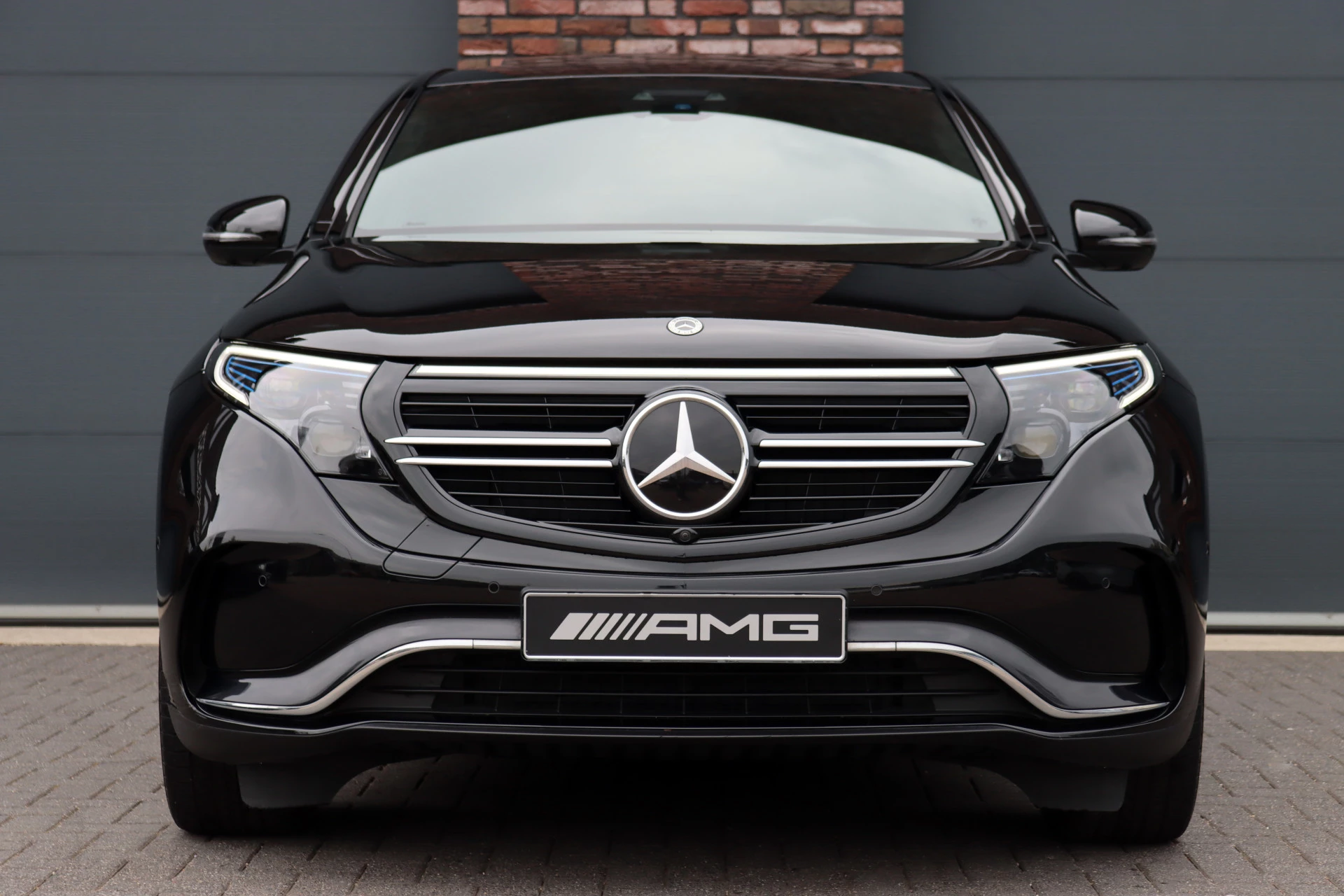 Hoofdafbeelding Mercedes-Benz EQC