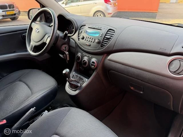 Hoofdafbeelding Hyundai i10