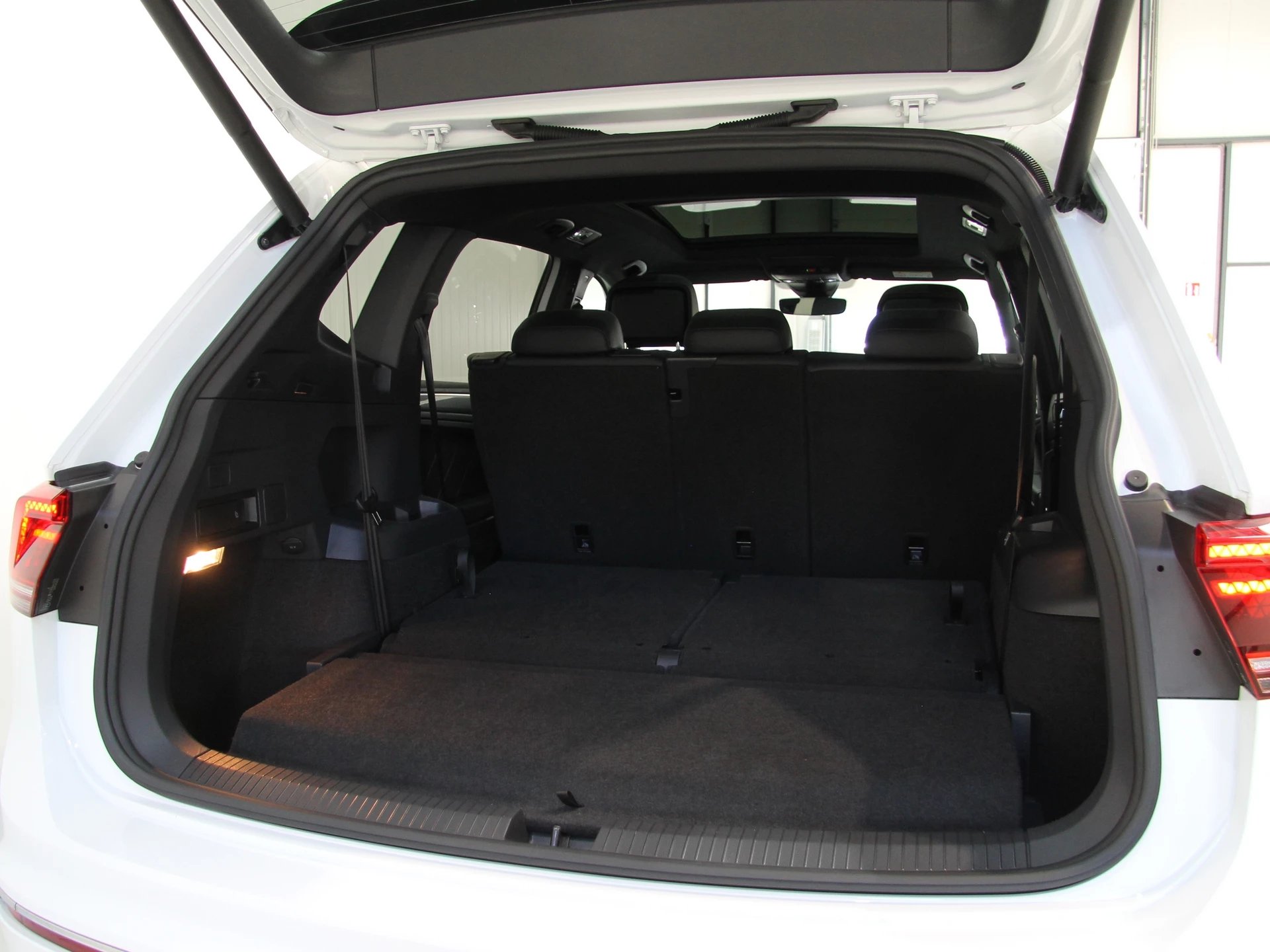 Hoofdafbeelding Volkswagen Tiguan Allspace