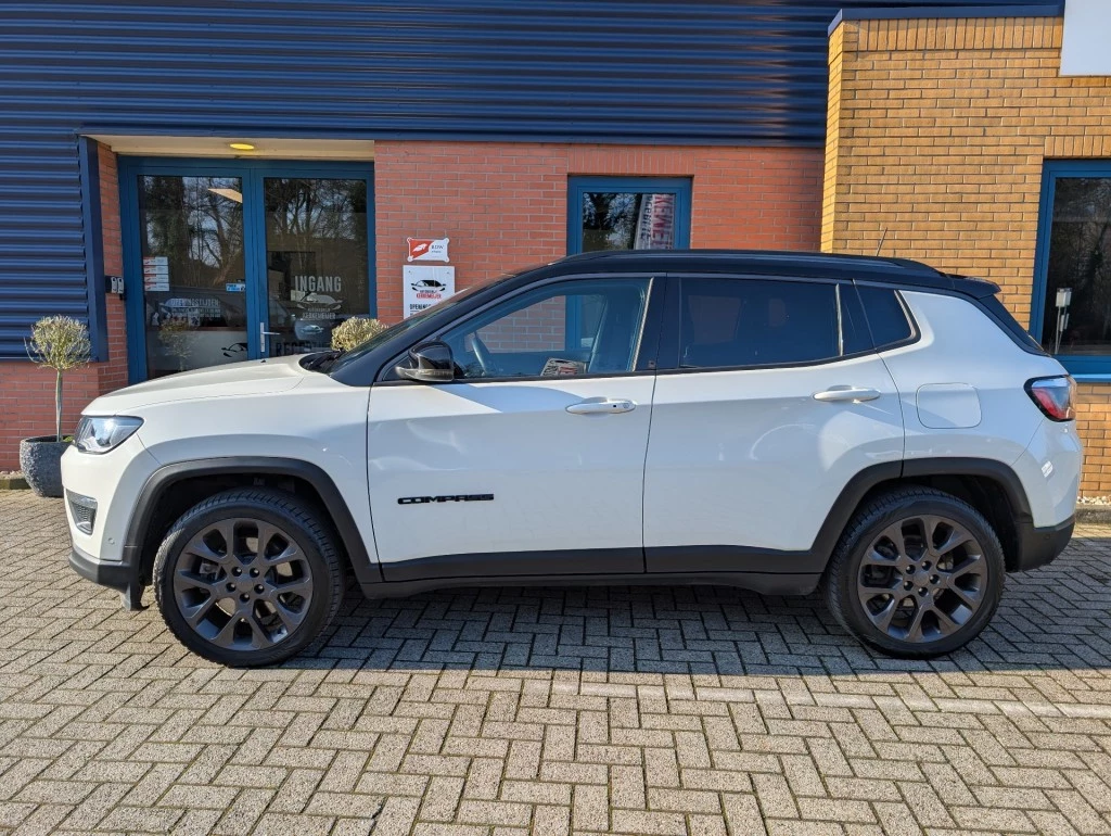 Hoofdafbeelding Jeep Compass
