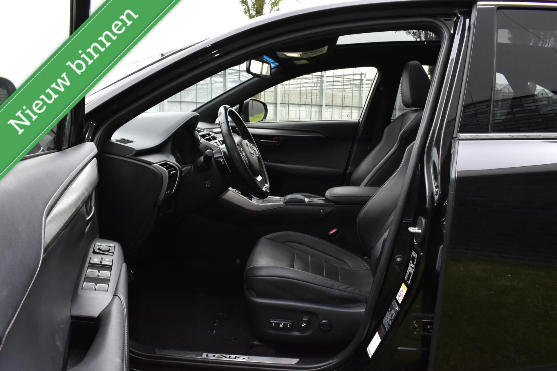Hoofdafbeelding Lexus NX