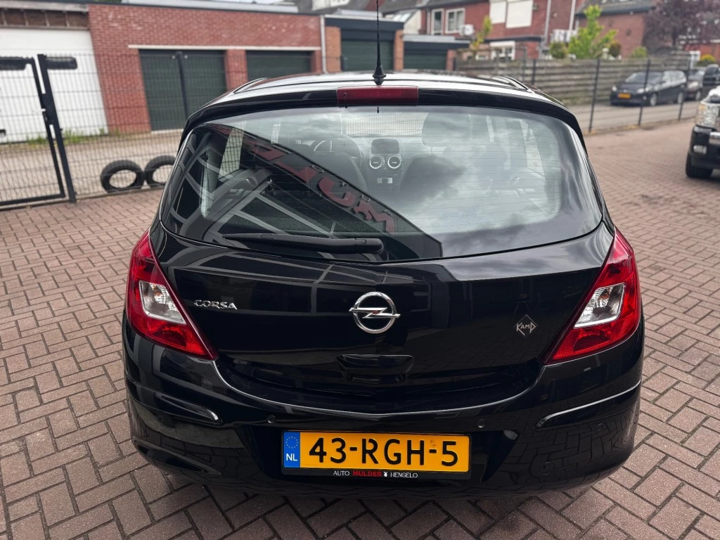 Hoofdafbeelding Opel Corsa