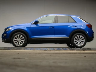 Volkswagen T-Roc 1.5 TSI Sport (APPLE CARPLAY,NAVI,LED,XENON,DIGITALE DASH,STOELVERWARMING,PDC,CRUISE,CLIMATE,NETTESTAAT))