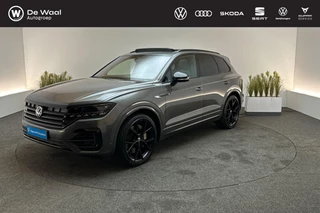 Volkswagen Touareg 3.0 TSi 340pk DSG 4MOTION R | Panoramadak, Navigatie, Stoel- en Stuurverwarming |