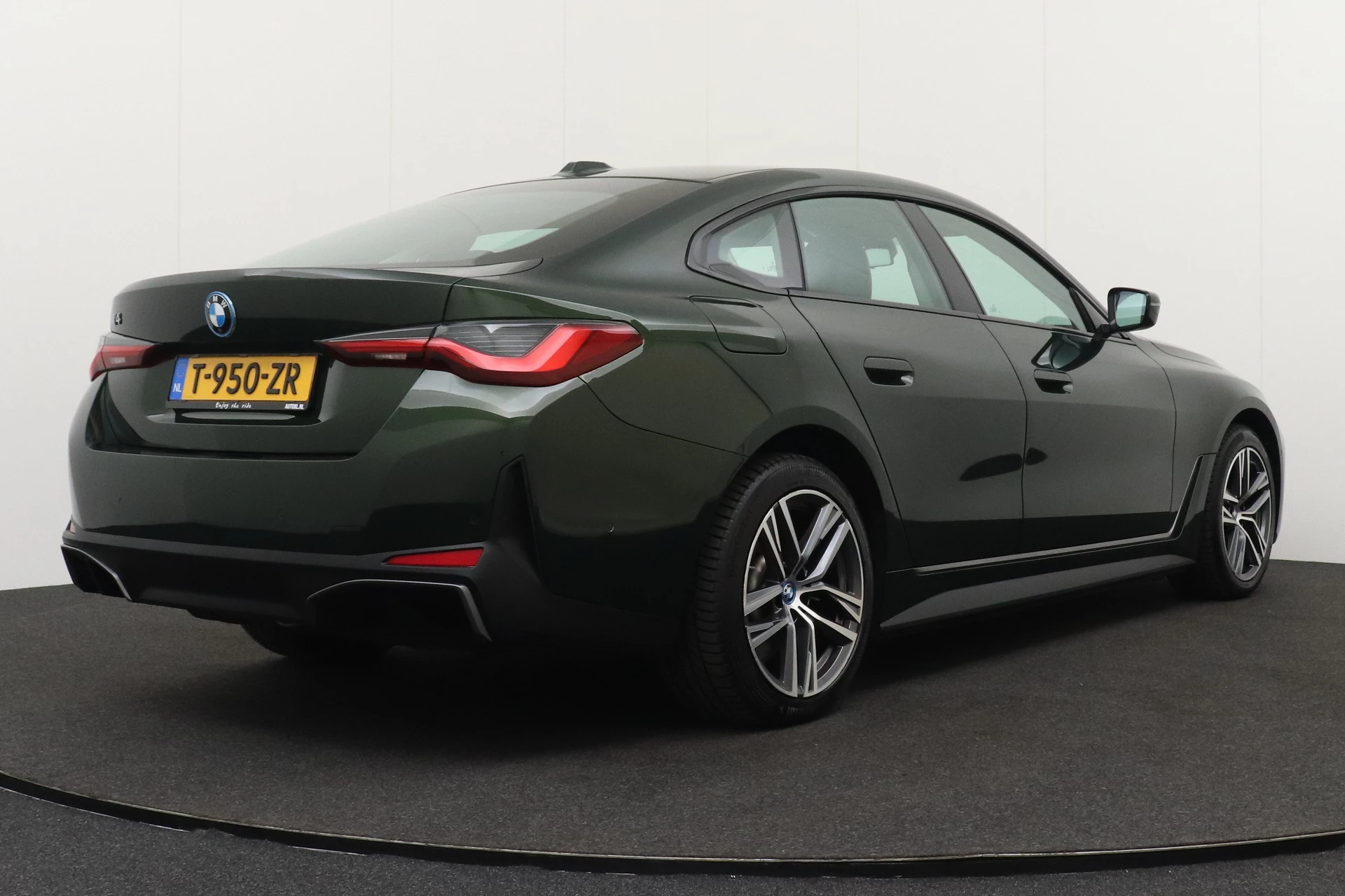 Hoofdafbeelding BMW i4