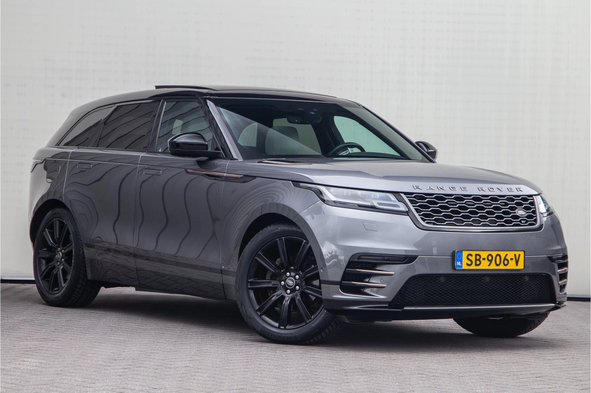 Hoofdafbeelding Land Rover Range Rover Velar