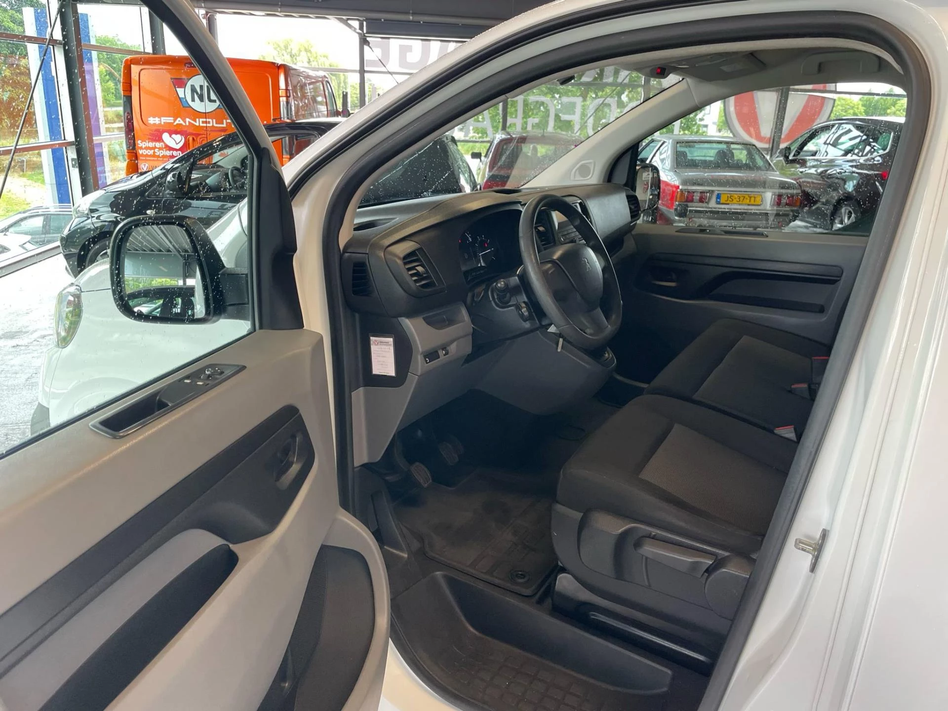 Hoofdafbeelding Peugeot Expert