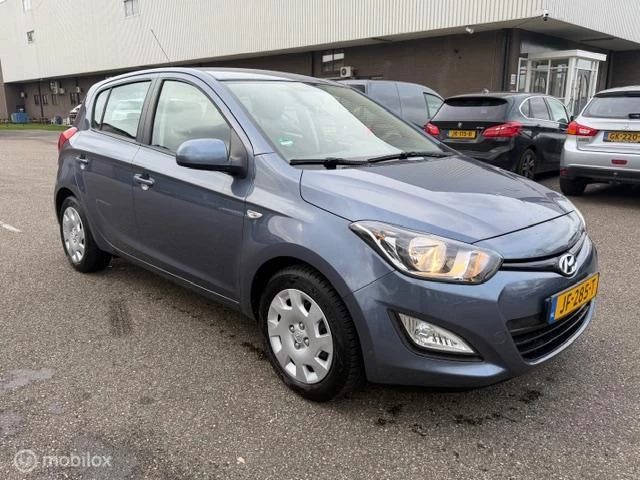 Hoofdafbeelding Hyundai i20