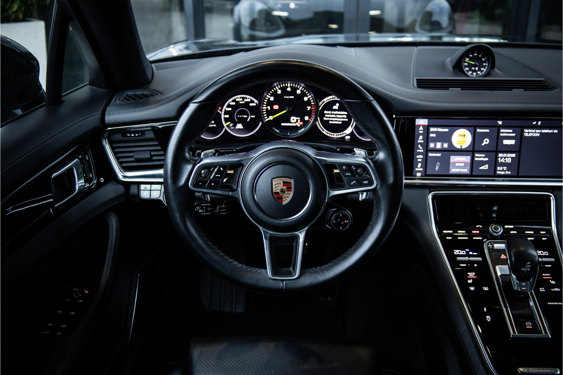 Hoofdafbeelding Porsche Panamera