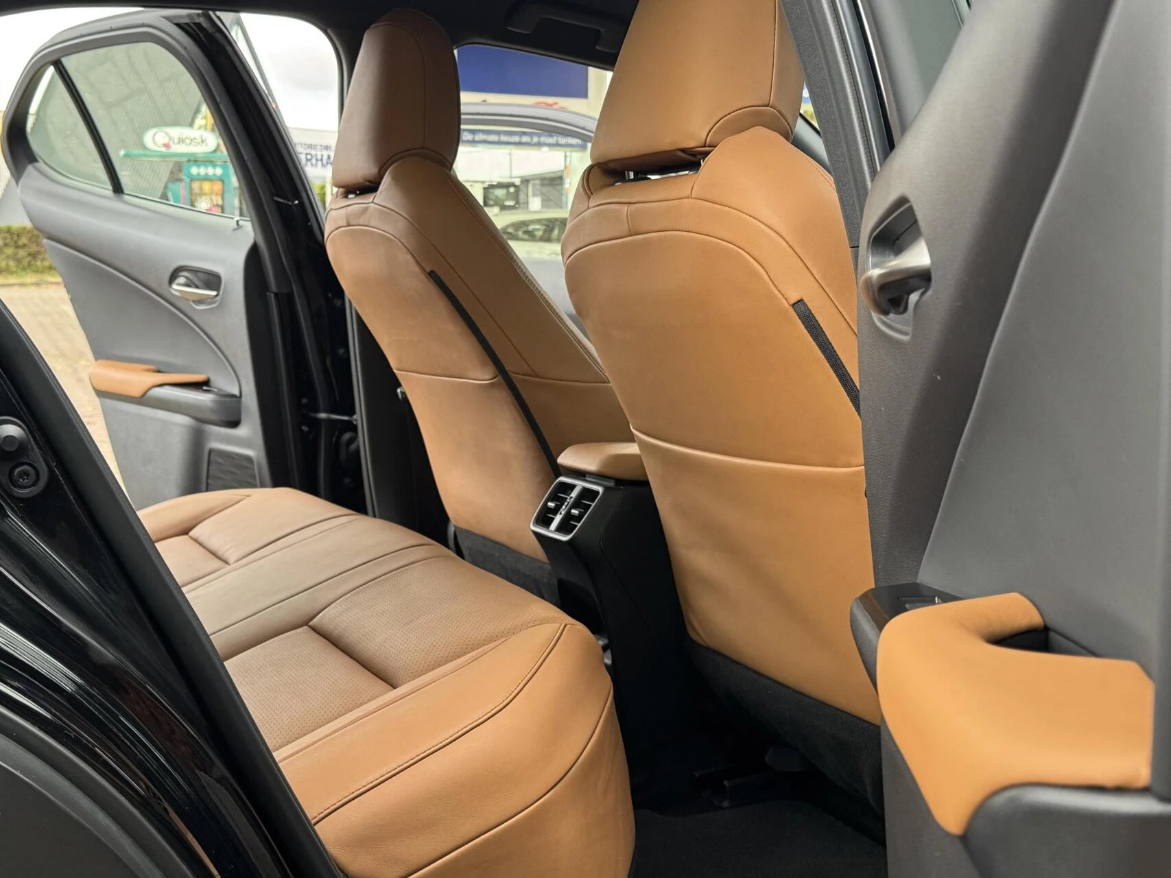 Hoofdafbeelding Lexus UX