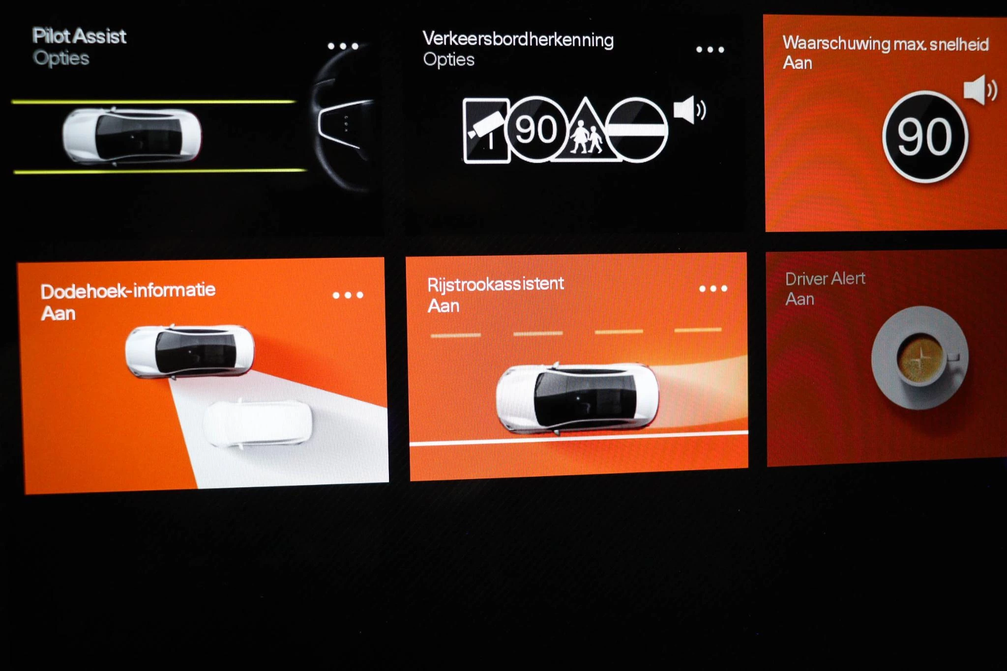 Hoofdafbeelding Polestar 4