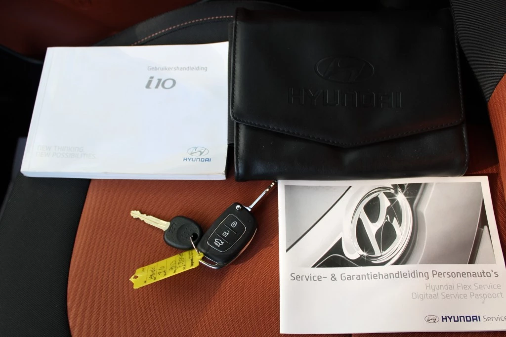Hoofdafbeelding Hyundai i10