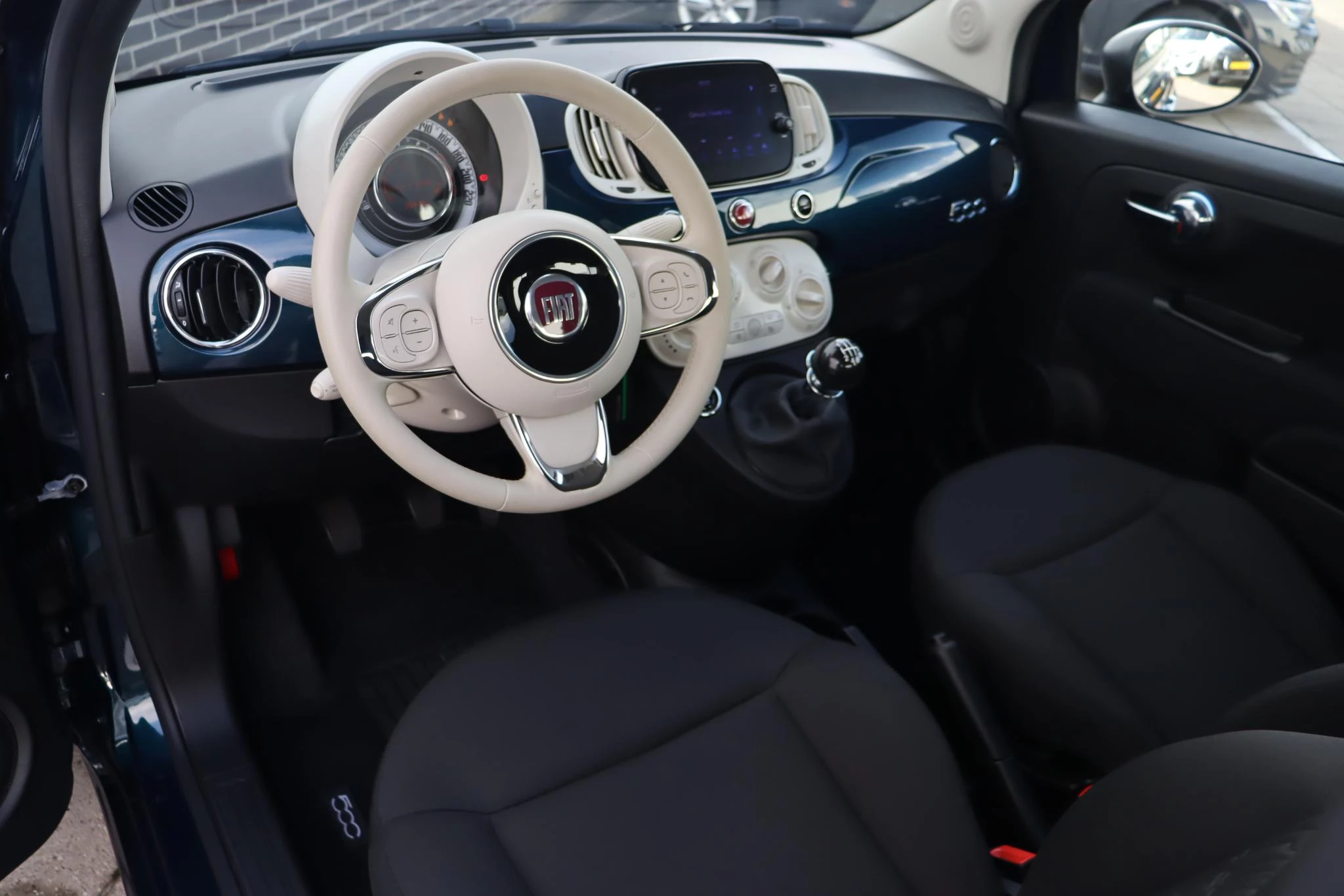 Hoofdafbeelding Fiat 500C