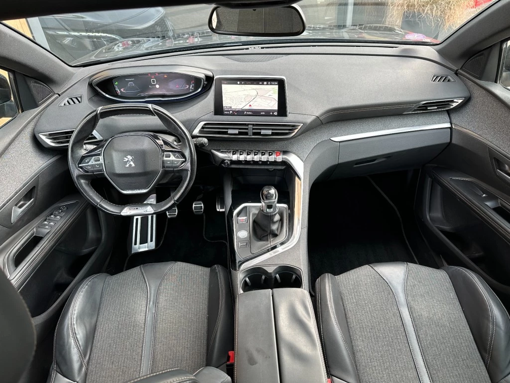 Hoofdafbeelding Peugeot 5008