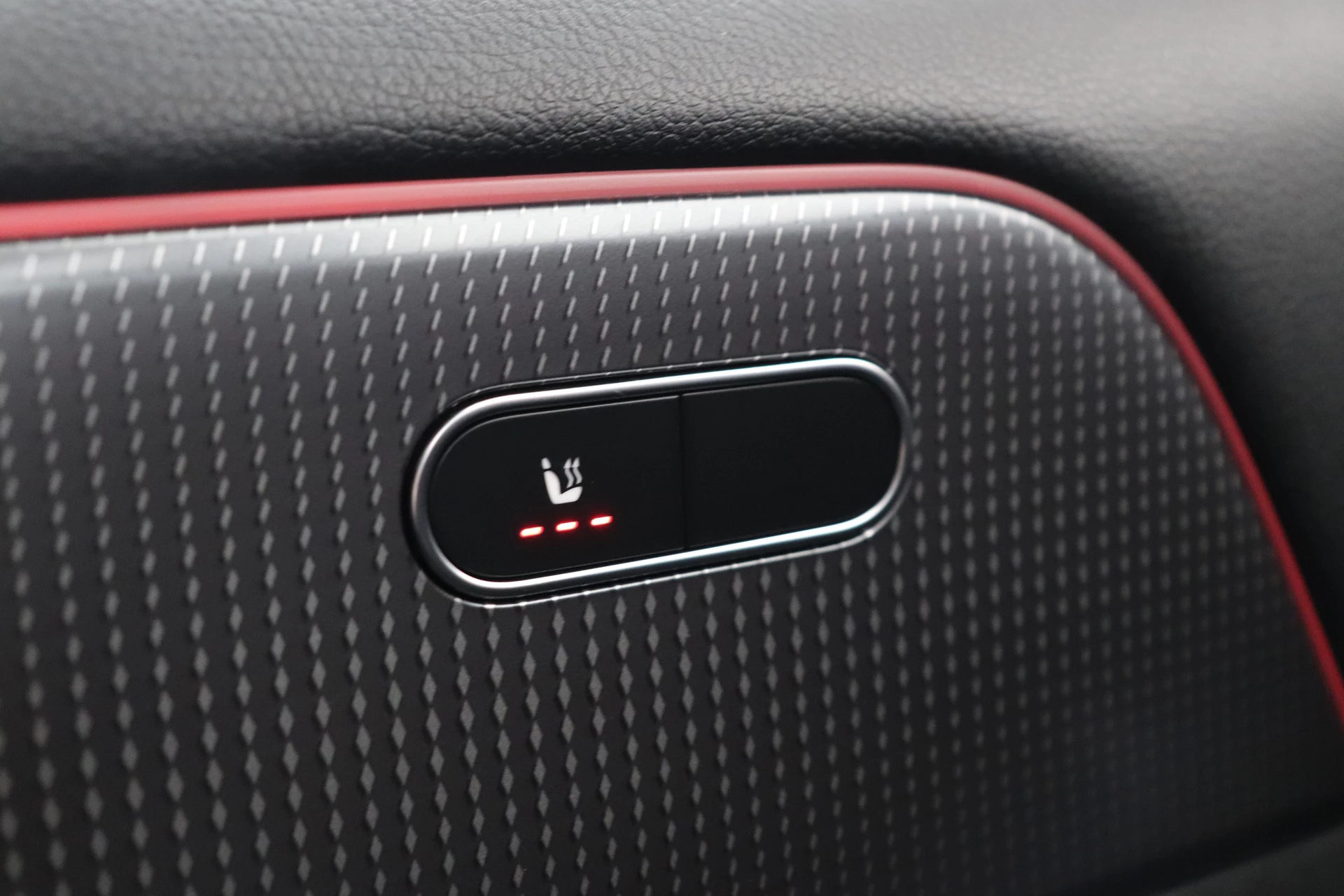 Hoofdafbeelding Mercedes-Benz EQA